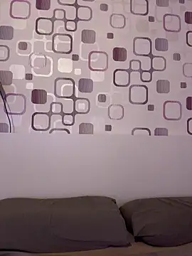 Snapshot of SweetTeenGirl chatting on 11/19/25, 08:20 SweetTeenGirl online show from 11/19/25, 08:20