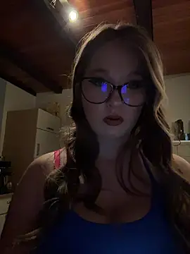 Snapshot of SweetTeenGirl chatting on 12/02/25, 03:07 SweetTeenGirl online show from 12/02/25, 03:07