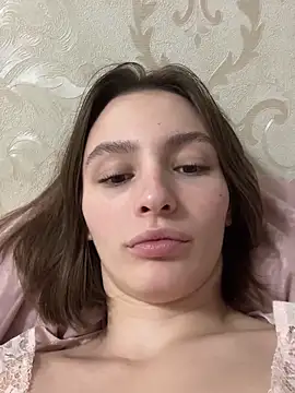 ZariaFlame online show from 11/10/25, 09:36