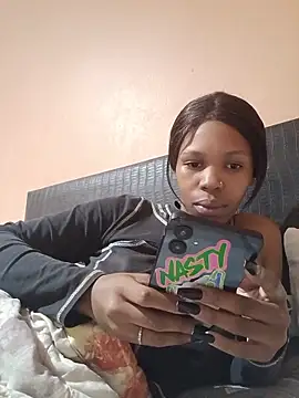 GoldSnowXxX online show from 06/15/26, 04:09