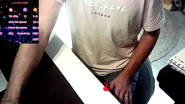 french male whorexh online show from 09/19/25, 12:39