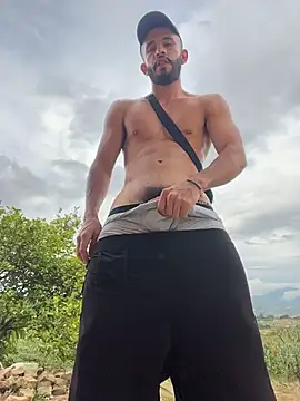 Snapshot of Jacksonfranco chatting on 11/15/25, 09:00 Jacksonfranco online show from 11/15/25, 09:00