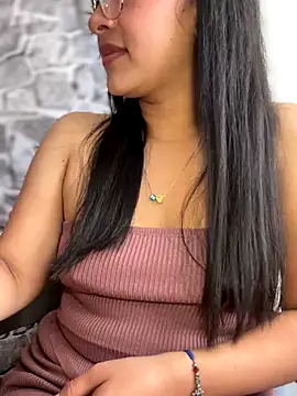 Liulee2 online show from 10/03/25, 04:15