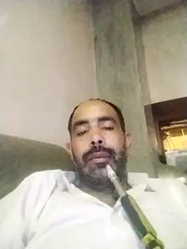 Snapshot of salimbasha chatting on 10/07/25, 09:01 salimbasha online show from 10/07/25, 09:01