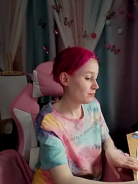 Fuzzy Unicorn online show from 10/10/25, 07:35