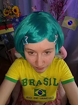 Fuzzy Unicorn online show from 07/16/26, 12:00
