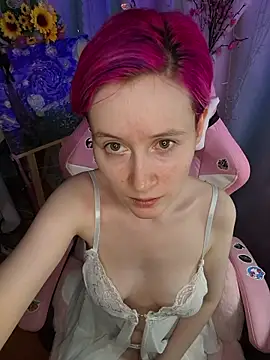 Fuzzy Unicorn online show from 07/30/26, 10:47