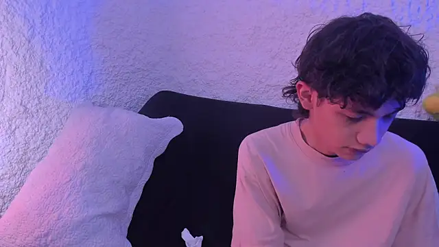 thiago kinghot online show from 09/22/25, 04:47