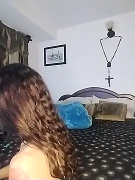 yenami online show from 09/18/25, 04:25