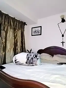 yenami online show from 10/14/25, 05:08