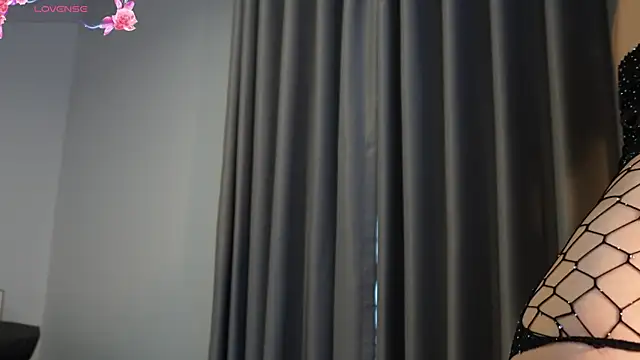 Snapshot of pussysvittyy chatting on 11/03/25, 11:37 pussysvittyy online show from 11/03/25, 11:37