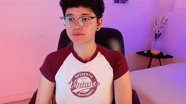 Snapshot of jeroharper chatting on 11/07/25, 04:07 jeroharper online show from 11/07/25, 04:07