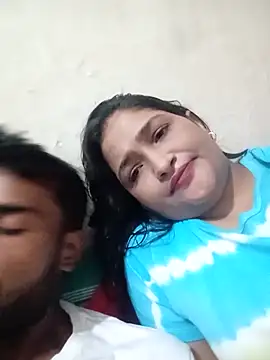 Hotty-couple063 online show from 09/12/25, 02:06