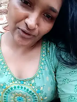 Hotty-couple063 online show from 10/30/25, 10:38