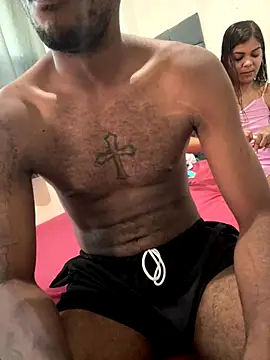 Snapshot of DiamanteNegro- chatting on 11/21/25, 09:02 DiamanteNegro- online show from 11/21/25, 09:02