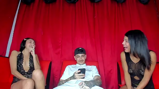 extreme hot crazy online show from 10/04/25, 04:21