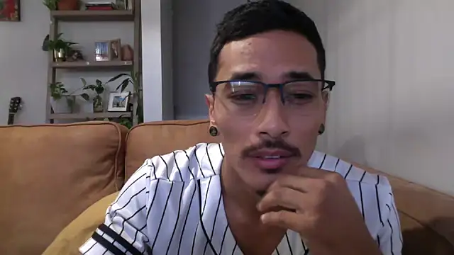 tanjir020 online show from 10/16/25, 05:36