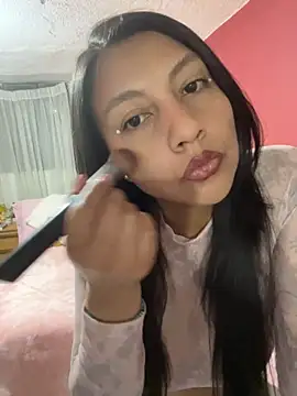 Bamby milflatina online show from 09/18/25, 12:01