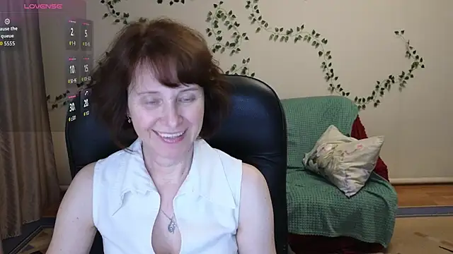 Snapshot of Lia_Tito chatting on 03/24/26, 02:55 Lia Tito online show from 03/24/26, 02:55