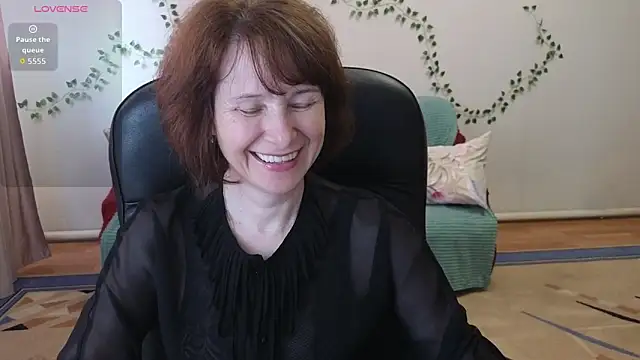 Snapshot of Lia_Tito chatting on 04/03/26, 06:22 Lia Tito online show from 04/03/26, 06:22