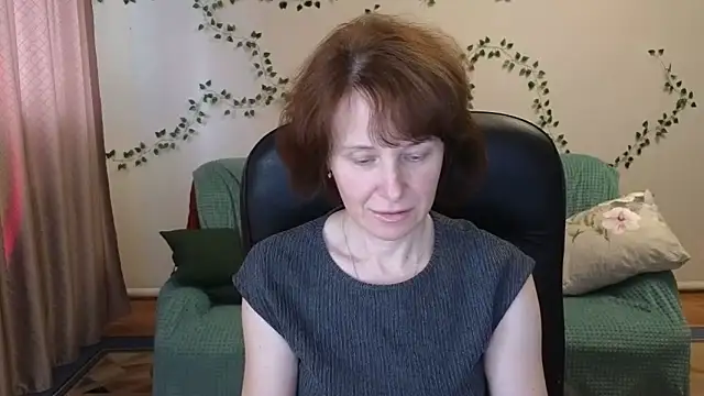 Snapshot of Lia_Tito chatting on 04/13/26, 12:54 Lia Tito online show from 04/13/26, 12:54