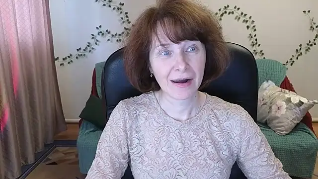 Snapshot of Lia_Tito chatting on 04/14/26, 01:06 Lia Tito online show from 04/14/26, 01:06