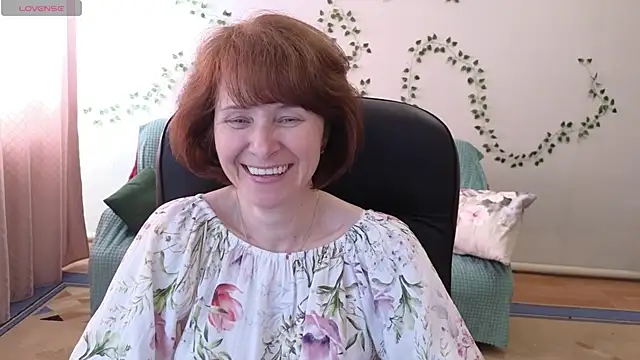 Snapshot of Lia_Tito chatting on 06/04/26, 06:08 Lia Tito online show from 06/04/26, 06:08