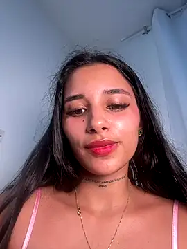 Snapshot of Lorena_Mcfly chatting on 12/15/25, 12:37 Lorena Mcfly online show from 12/15/25, 12:37