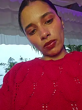 Lorena Mcfly online show from 07/04/26, 11:49