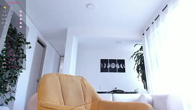 Snapshot of Hotay_andrew chatting on 10/26/25, 04:13 Hotay andrew online show from 10/26/25, 04:13