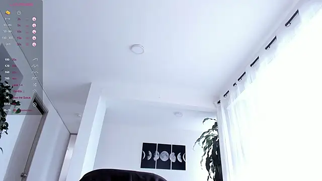 Snapshot of Hotay_andrew chatting on 10/27/25, 03:05 Hotay andrew online show from 10/27/25, 03:05