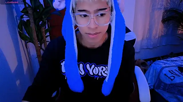 taichi bluy online show from 10/02/25, 04:19