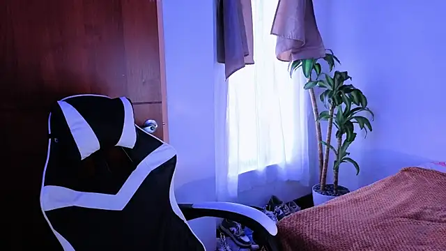 taichi bluy online show from 11/05/25, 08:20