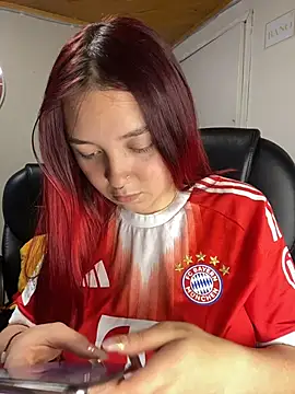 Karen18 boobs online show from 06/12/26, 02:54