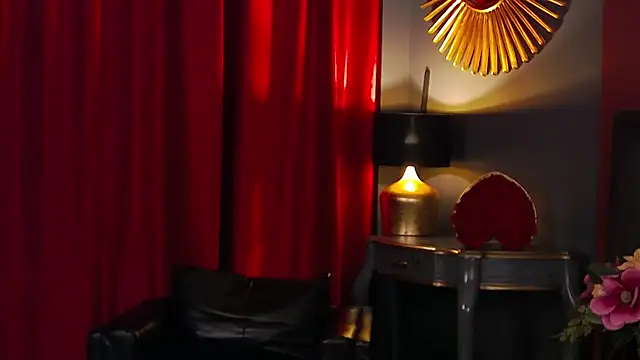 VickiSpice online show from 06/04/26, 06:58