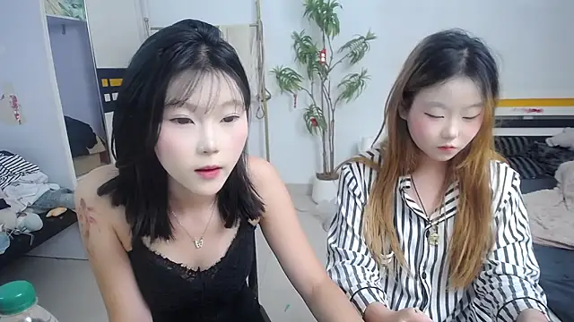 Babygirls523 online show from 09/27/25, 04:45