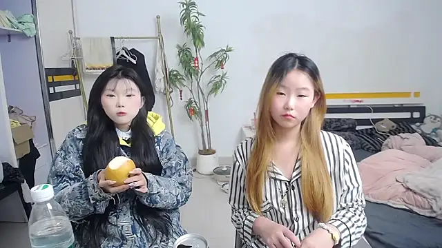 Babygirls523 online show from 10/20/25, 02:50