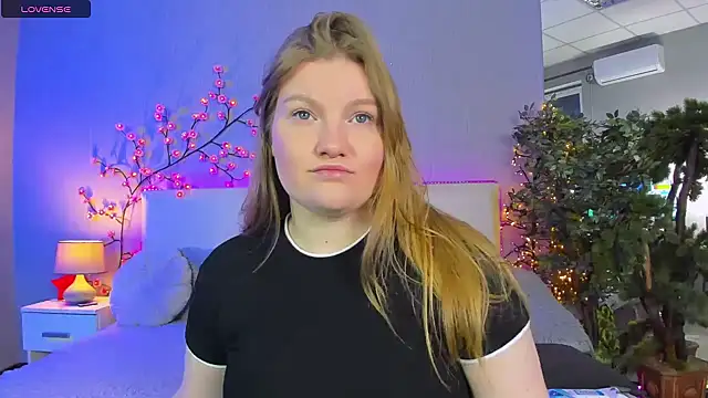 AshleyJoness online show from 05/18/26, 05:02