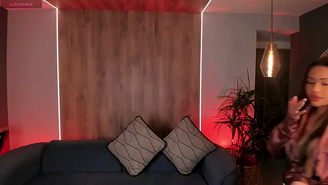 LiamCarterX online show from 11/19/25, 03:17