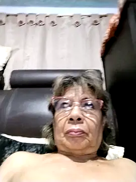 OliviaMorris1 online show from 05/25/26, 11:55