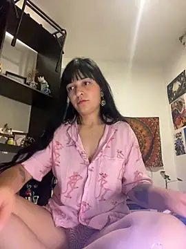 Snapshot of Abril_thompson98 chatting on 11/19/25, 02:44 Abril thompson98 online show from 11/19/25, 02:44