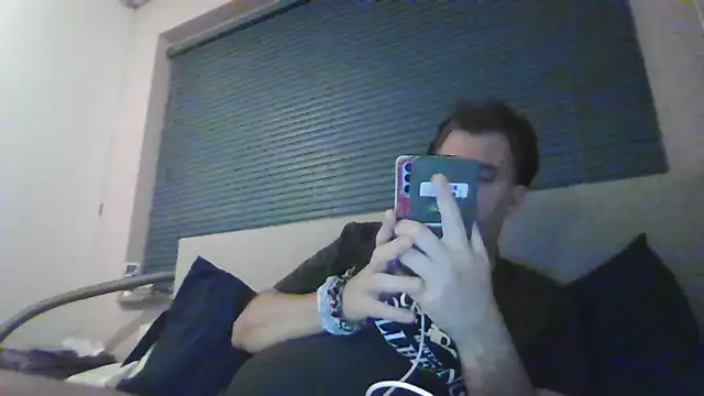 Snapshot of JasperGeil chatting on 10/06/25, 01:25 JasperGeil online show from 10/06/25, 01:25