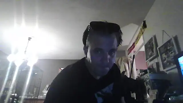 Snapshot of JasperGeil chatting on 10/26/25, 07:20 JasperGeil online show from 10/26/25, 07:20