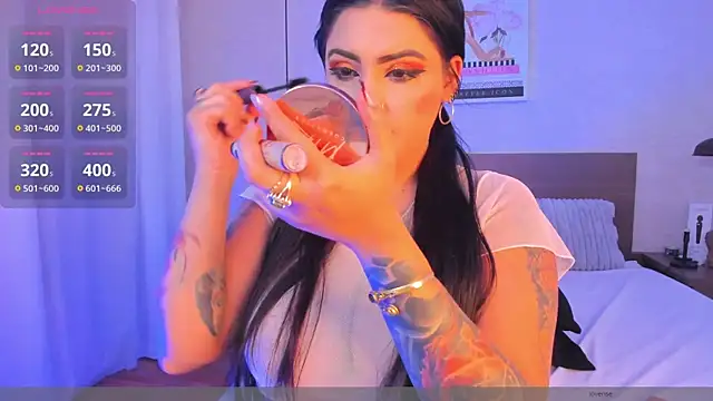 Valentinehellss online show from 09/12/25, 11:10