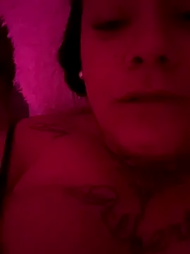 Snapshot of valen1891 chatting on 10/29/25, 03:09 valen1891 online show from 10/29/25, 03:09