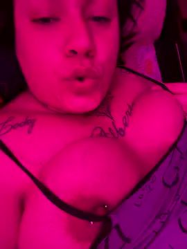 valen1891 online show from 11/04/25, 03:49