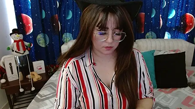 Snapshot of lindsay_taylorjoy chatting on 12/14/25, 08:13 lindsay taylorjoy online show from 12/14/25, 08:13