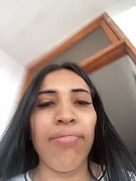 Snapshot of Rosa_25x chatting on 02/12/26, 01:06 Rosa 25x online show from 02/12/26, 01:06