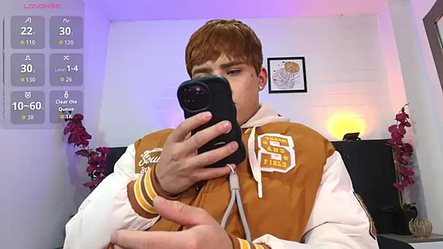 Lucass love online show from 06/05/26, 01:39