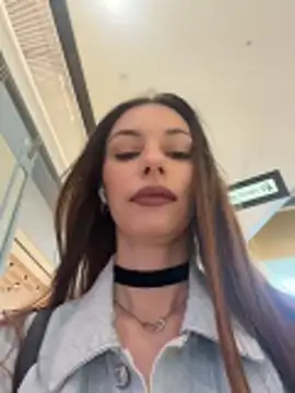 Amelie Crosby online show from 06/27/26, 01:17